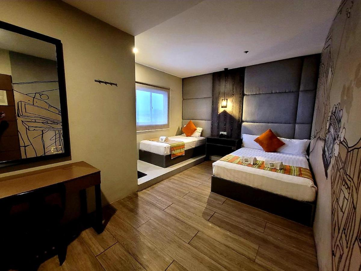 Dy Viajero Transient Hotel Нага Екстер'єр фото